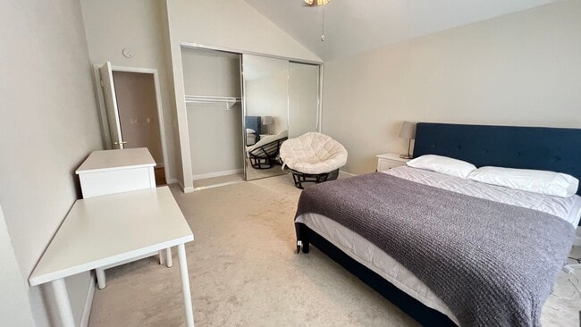 Building Photo - Wonderful 4 Bed 2 Bath Single Family Home ...