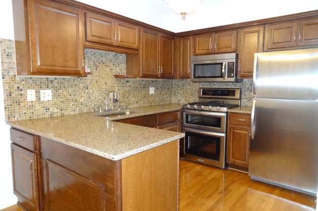 Building Photo - 450 Bridle Trail