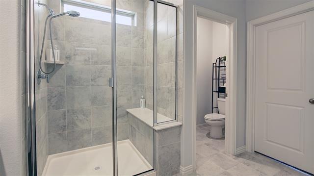 Building Photo - 7436 Palisades Dr