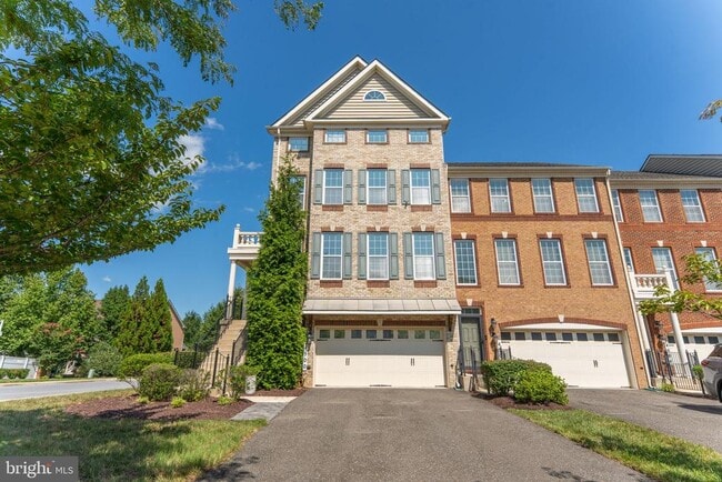 Building Photo - 4500 Grazing Way