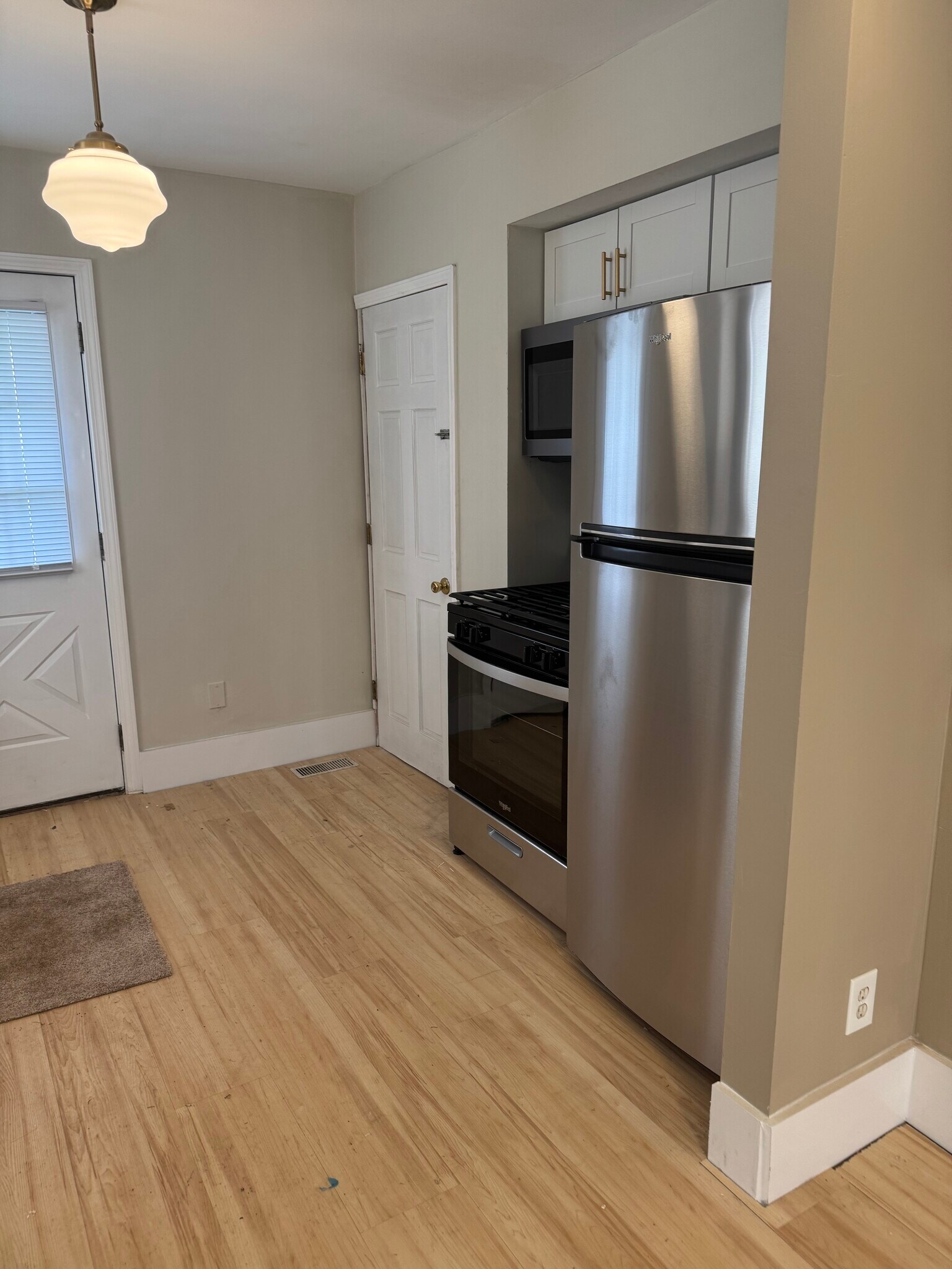 Building Photo - 264 Spring Grove Ave