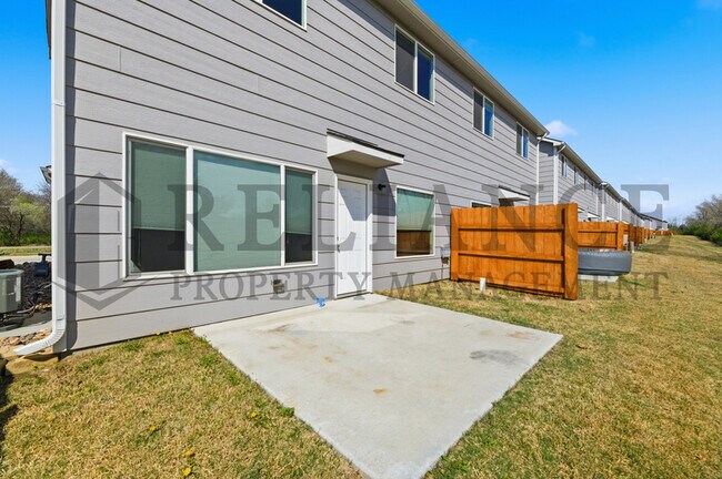 Building Photo - 4515 E 45th St N