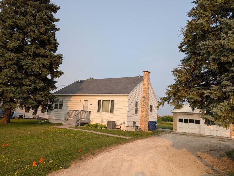 Primary Photo - 2989 Monroe Rd