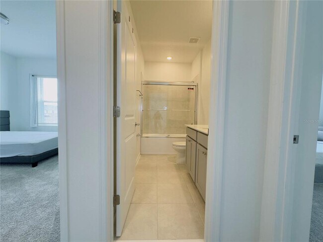 Building Photo - 6104 Park Promenade Way