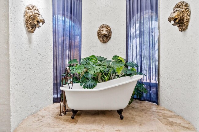 Building Photo - 3399 70th Ln N