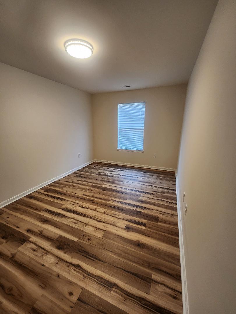 Building Photo - 9266 Chapman Oak Dr