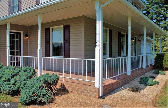 Building Photo - 15529 Dellinger Rd
