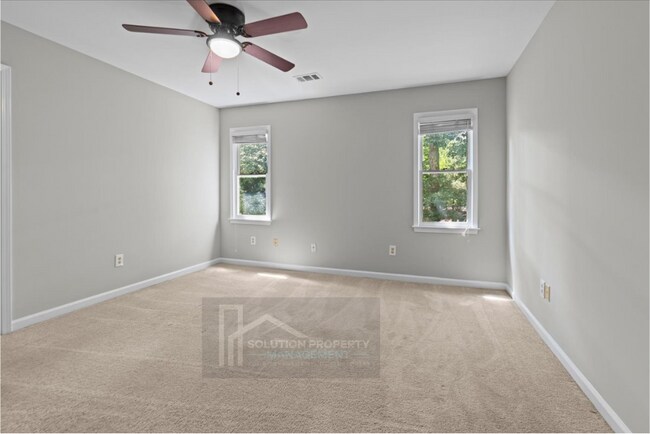 Building Photo - 200 River Bluff Pkwy