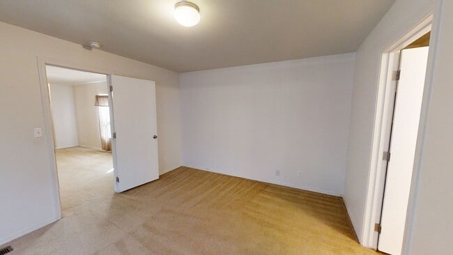 Building Photo - 1520 N Austin