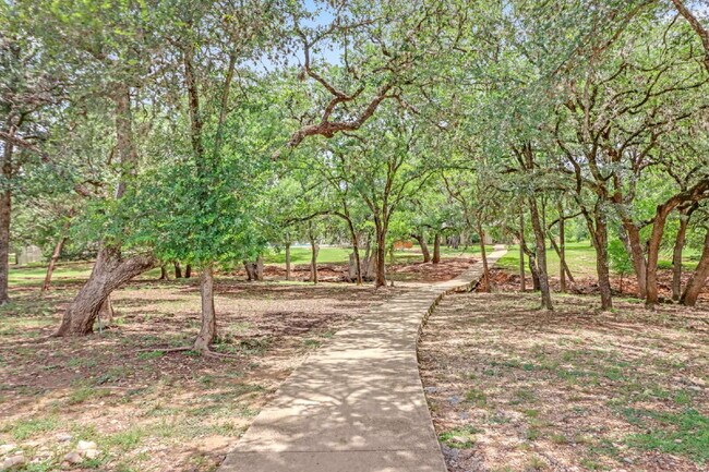 Building Photo - "Charming 3-Bedroom San Antonio Home with Granite Elegance - 1854 Sq Ft of Comfort!"