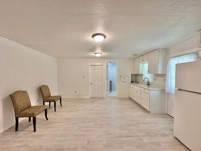 Building Photo - Tour Today! Spacious Country Retreat on 6+...