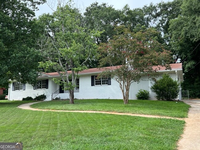 Building Photo - 170 Emory Dr