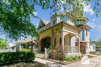 Building Photo - EXTRAORDINARY historic rental opportunity ...