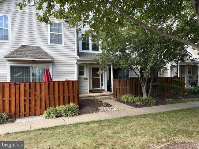 Building Photo - 5603 Spruce Mill Dr