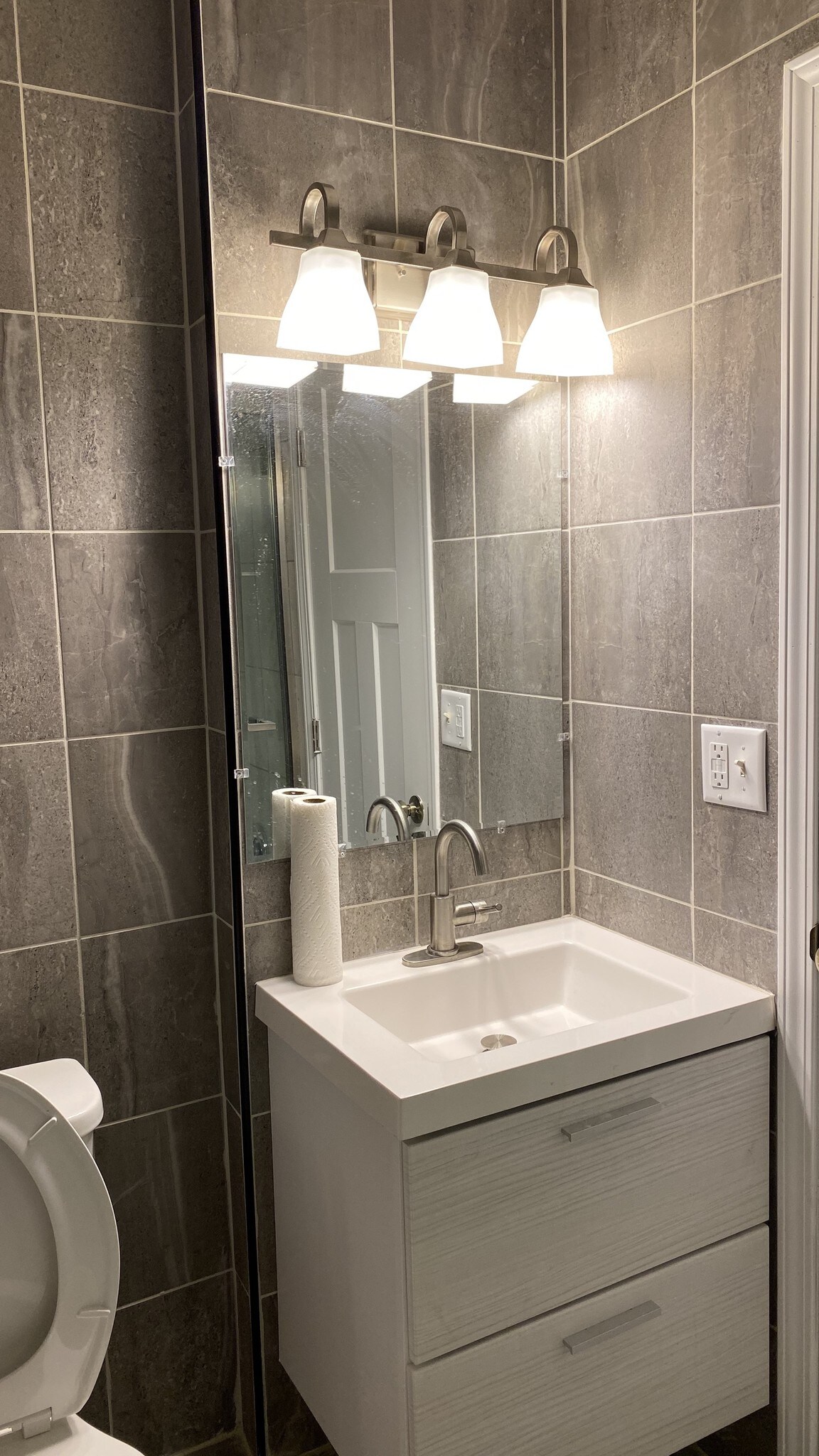 Bath - 17 E Tompkins St