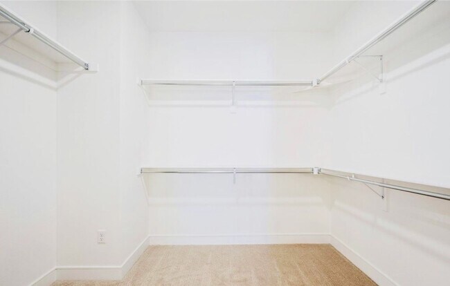Building Photo - 3BD, 3.5BA West Wash Park Townhome with 2-Car Garage