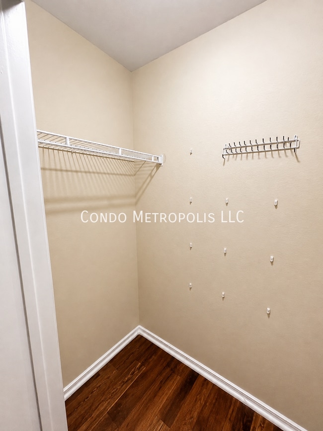 Building Photo - 2532 Robert Trent Jones Dr