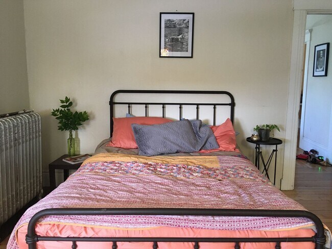 Building Photo - 468 Merrimack St