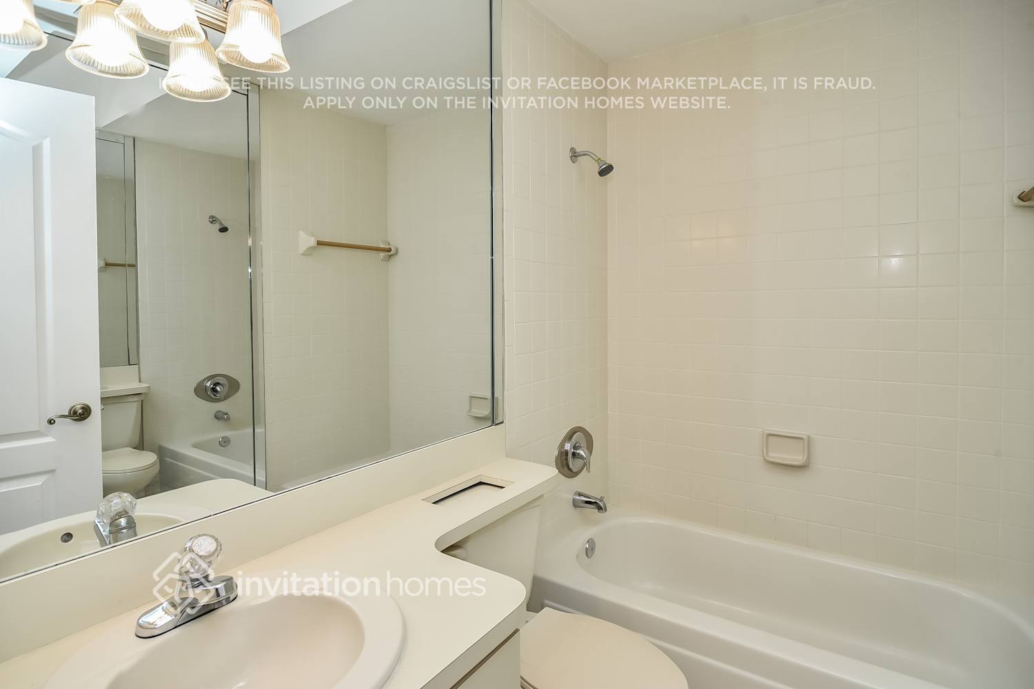 Building Photo - 14655 SW 139th Ct