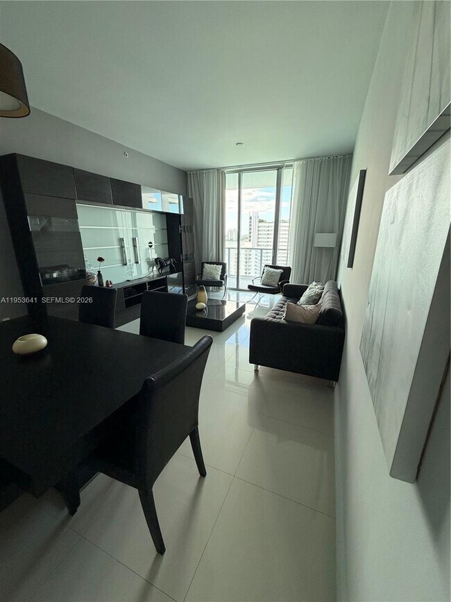 Building Photo - 7930 East Dr