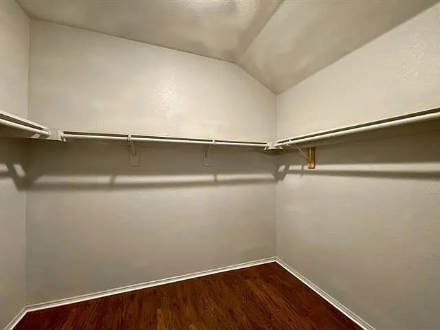 Building Photo - 1000 Campbell Dr