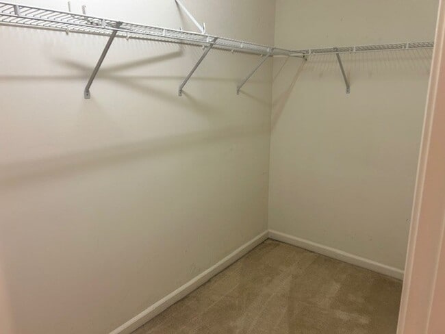 Building Photo - Townhome in Matthews