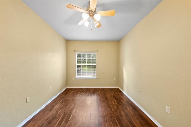 Building Photo - 11101 Liberty Farms Dr