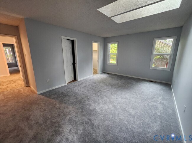 Building Photo - 10110 Hearthrock Ct