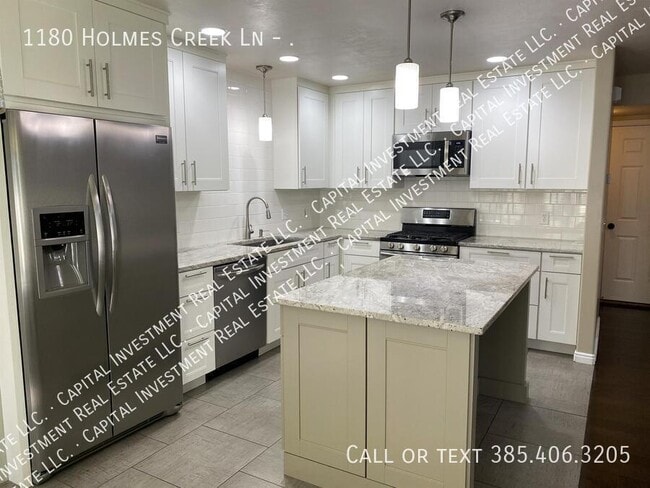 Building Photo - 1180 Holmes Creek Ln
