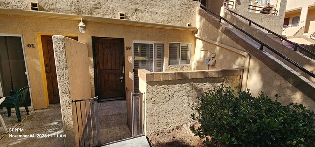 Building Photo - UTC - LA JOLLA - The Venetian - Nice STUDI...