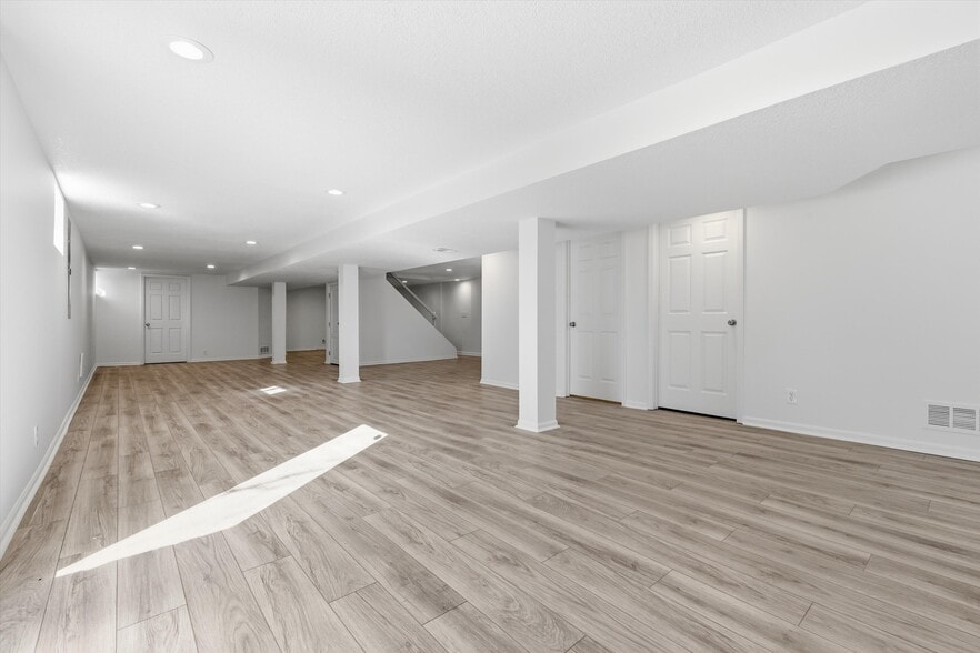 Building Photo - 2309 W 104th St