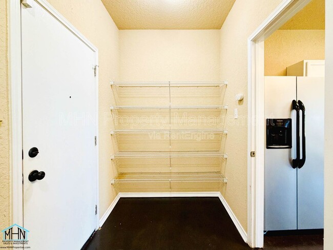 Building Photo - 5630 Sendero Spring