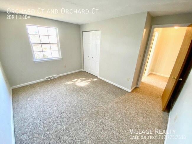 Building Photo - 402 Orchard Ct