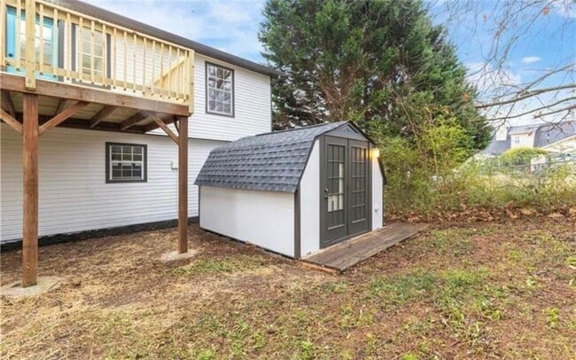 Building Photo - 934 Bay Ridge Dr