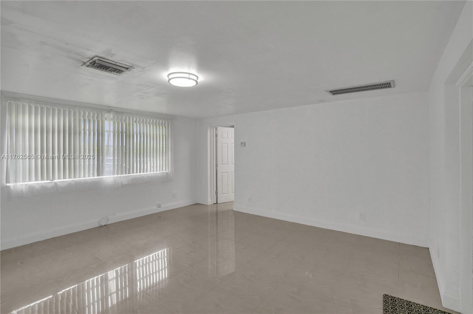 Building Photo - 12525 SW 104th St