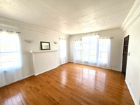 Building Photo - 2817 S Sycamore Ave