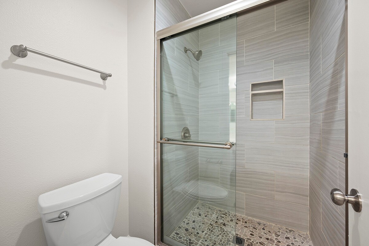 Building Photo - 3216 Caminito Eastbluff