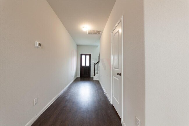 Building Photo - 2906 Orchid Ranch Dr