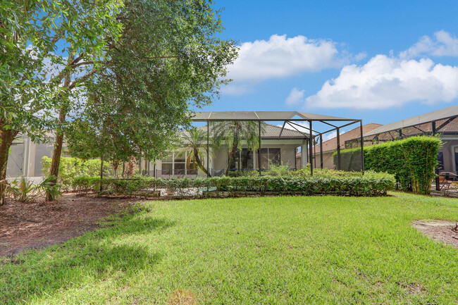 Building Photo - 8829 First Tee Rd
