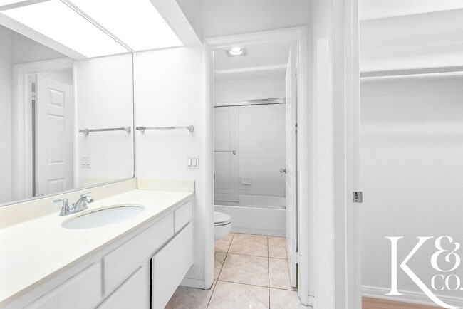 Building Photo - Relaxing Home in Vibrant Community with Pool, Spa, and Courts