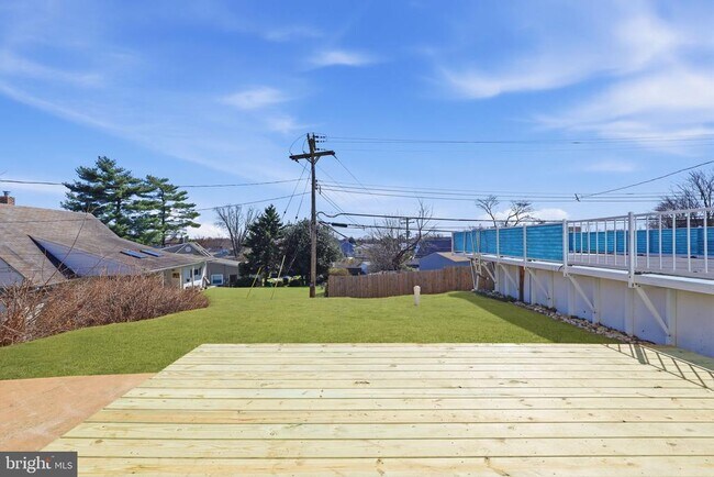 Building Photo - 25 Autumn Ln