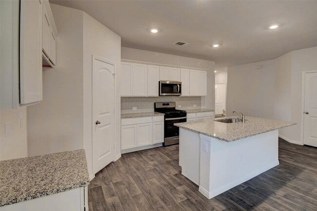 Building Photo - 228 Sunniberg Lp