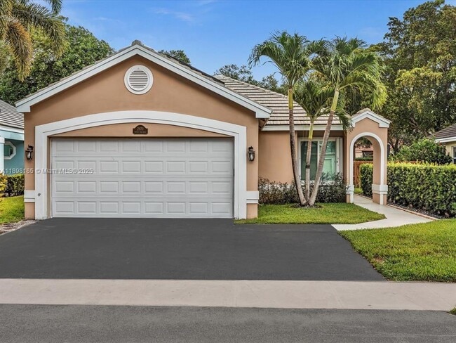 Primary Photo - 2970 Myrtle Oak Cir