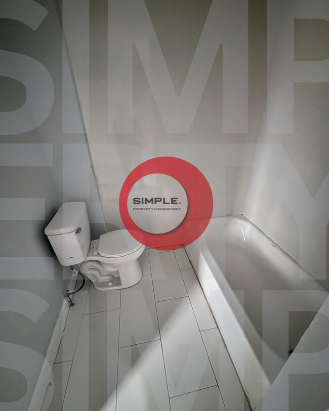 Building Photo - 866 N 6th St