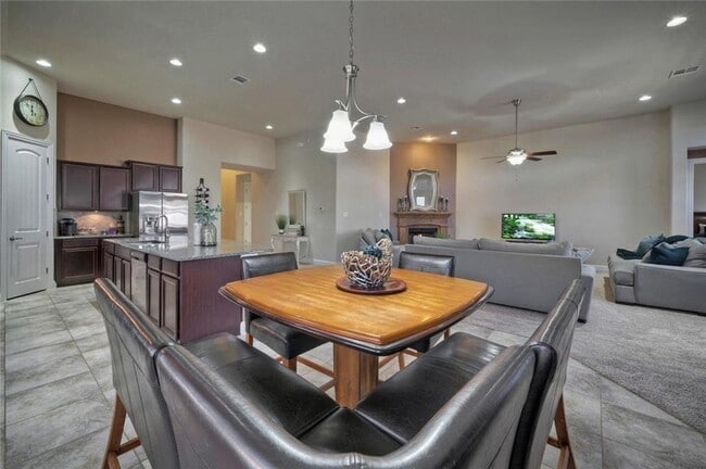 Building Photo - 19800 Moorlynch Ave