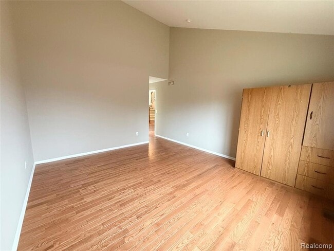 Building Photo - 28975 Hearthstone Dr