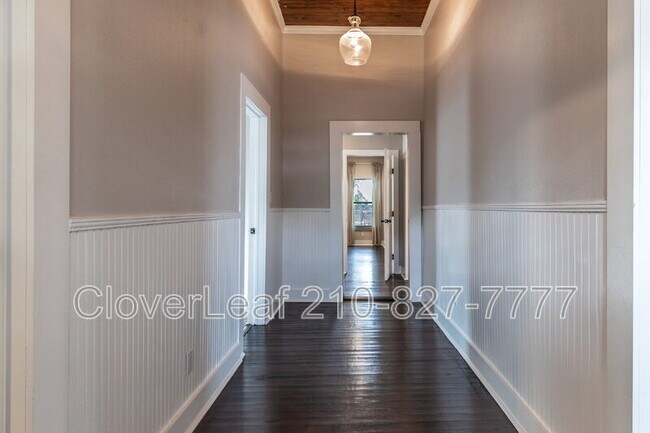 Building Photo - 242 Furnish Ave