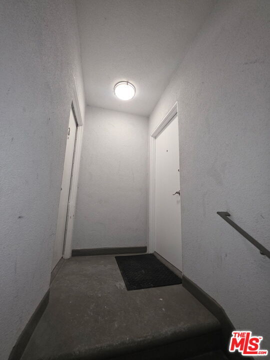 Building Photo - 525 Broadway St