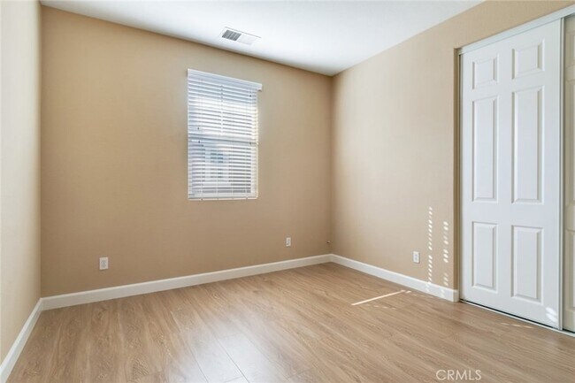 Building Photo - 26392 Fowler Dr