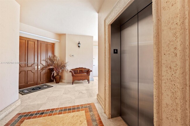 Building Photo - 13643 Deering Bay Dr